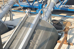 wedge wire for sewage treatment 2.jpg